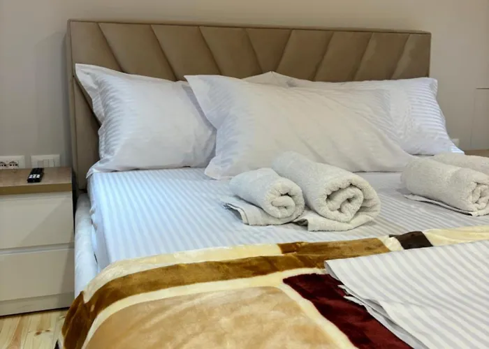 2Bedroom Apartment,Free Parking 06